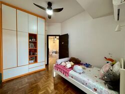 Flora Road (D17), Terrace #552025971